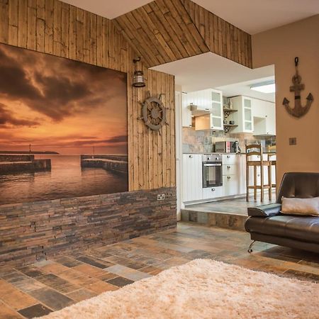 Deluxe Rustic Charlestown Themed Apartment Сент-Остел Экстерьер фото