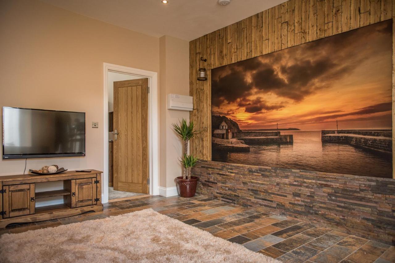 Deluxe Rustic Charlestown Themed Apartment Сент-Остел Экстерьер фото